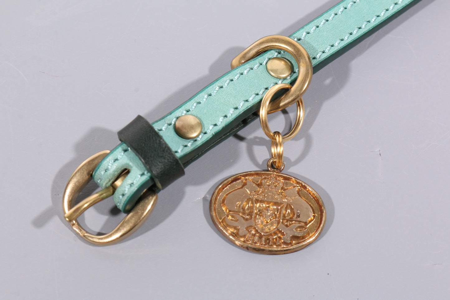 LEATHER DOG COLLAR - PETITE