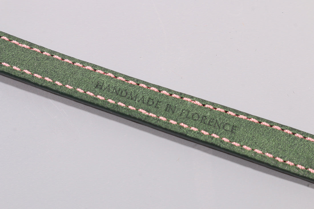 LEATHER DOG COLLAR - PETITE